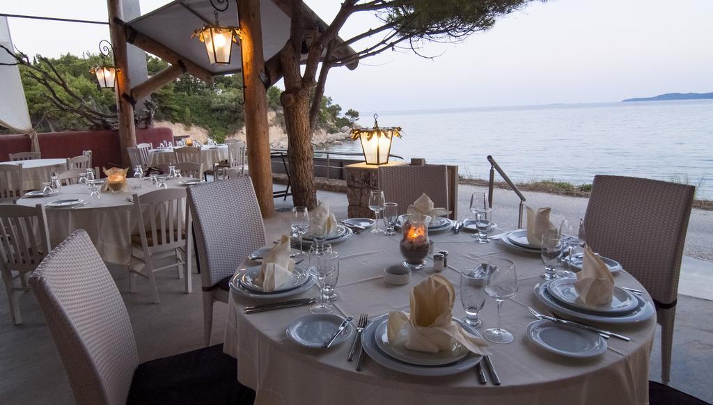 Epavlis Beach Resort Porto Heli Ngoại thất bức ảnh
