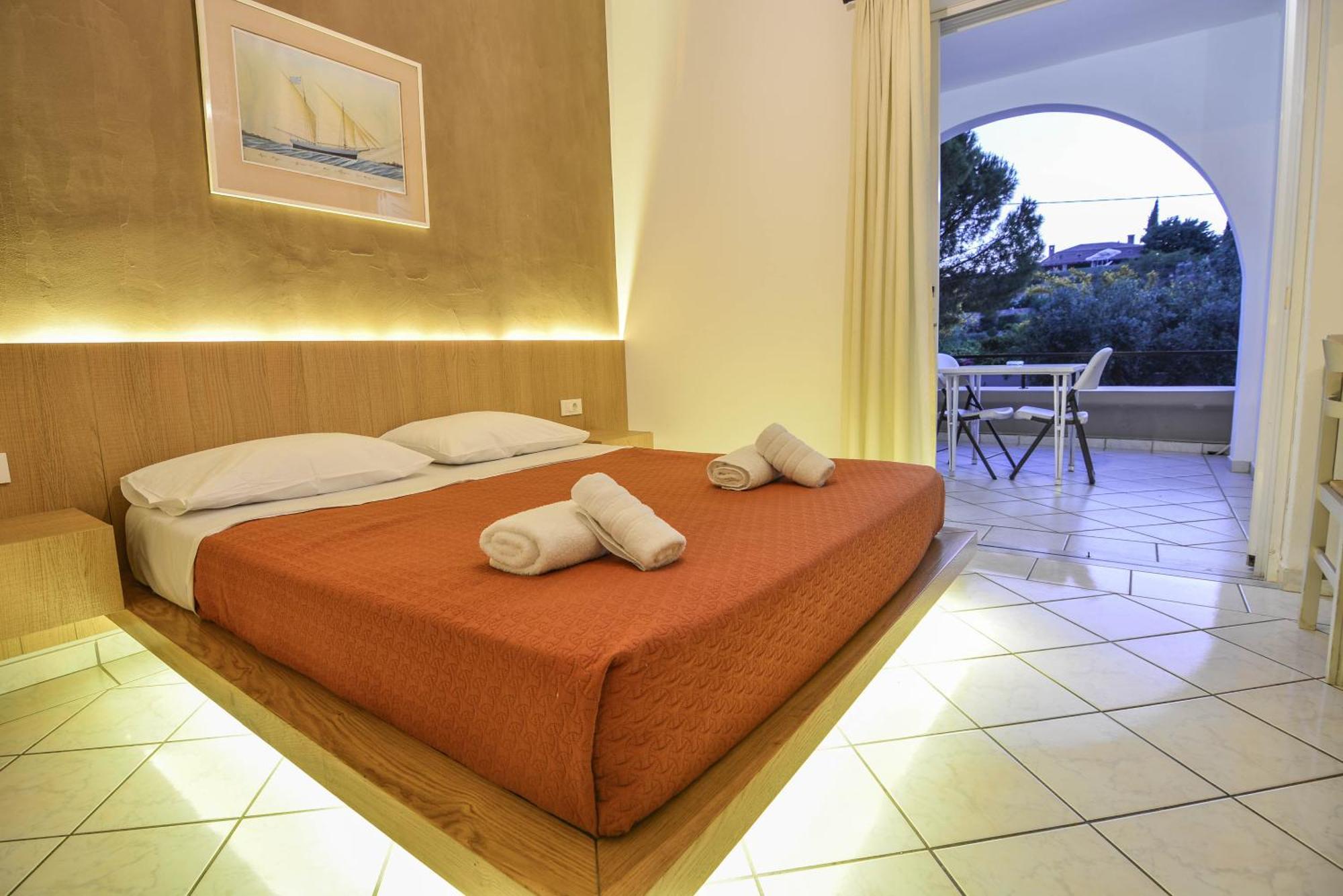 Epavlis Beach Resort Porto Heli Ngoại thất bức ảnh