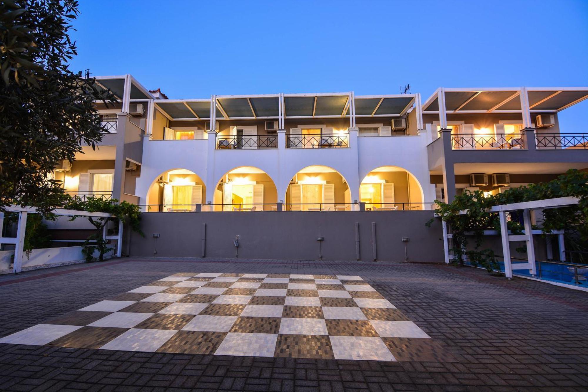 Epavlis Beach Resort Porto Heli Ngoại thất bức ảnh