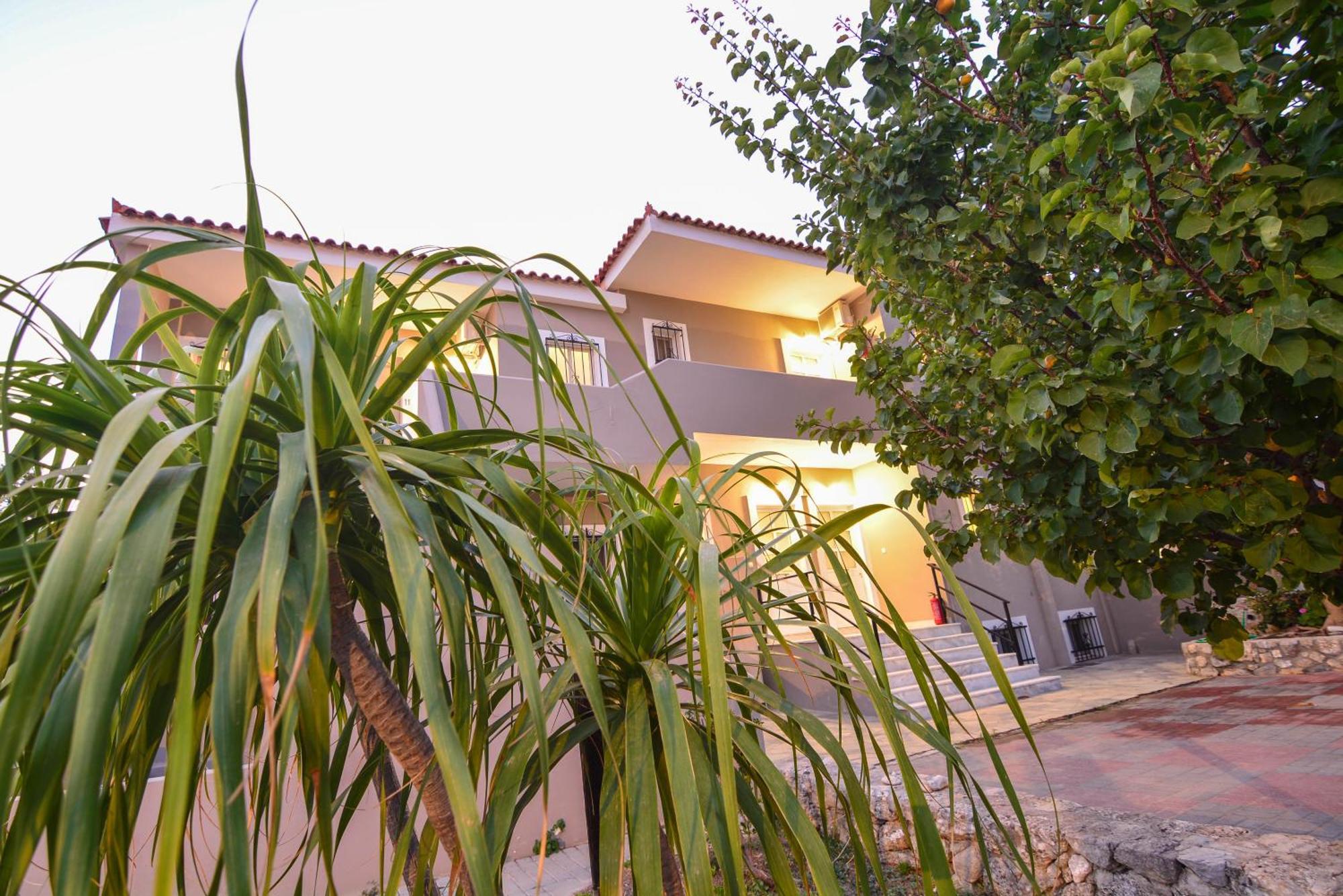 Epavlis Beach Resort Porto Heli Ngoại thất bức ảnh