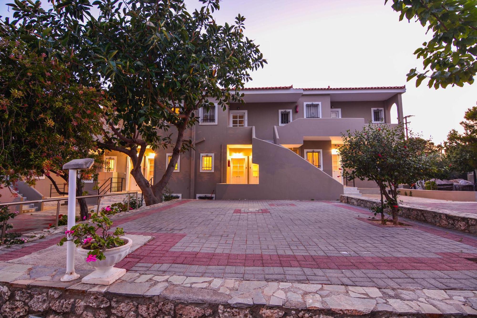 Epavlis Beach Resort Porto Heli Ngoại thất bức ảnh
