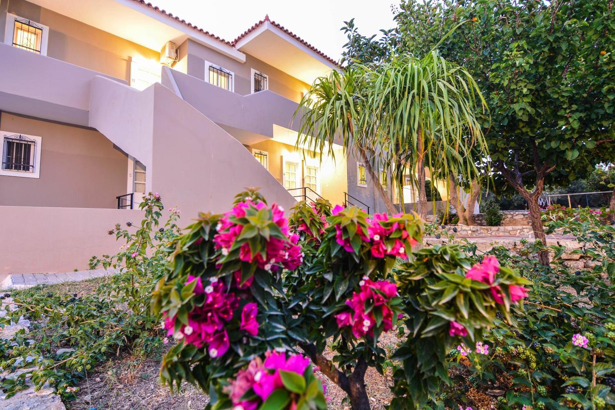 Epavlis Beach Resort Porto Heli Ngoại thất bức ảnh
